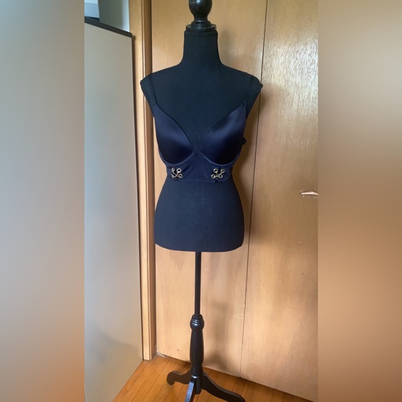 Black bra - Picture 2 of 6